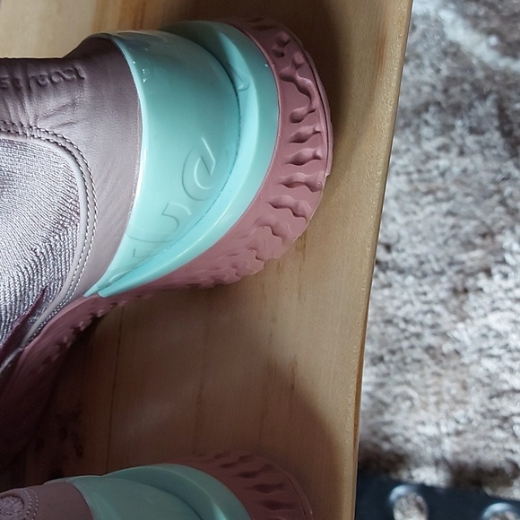 runners - Picture 3 of 3